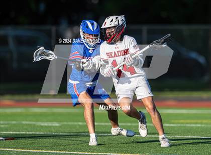 Thumbnail 3 in Reading Memorial (MIAA Division 2 Round of 32) photogallery.