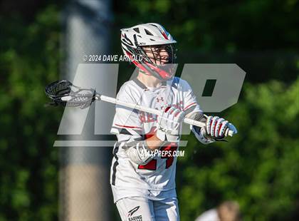Thumbnail 3 in Reading Memorial (MIAA Division 2 Round of 32) photogallery.