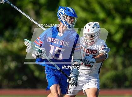 Thumbnail 2 in Reading Memorial (MIAA Division 2 Round of 32) photogallery.