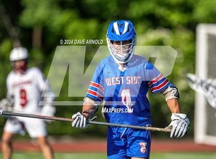Thumbnail 2 in Reading Memorial (MIAA Division 2 Round of 32) photogallery.
