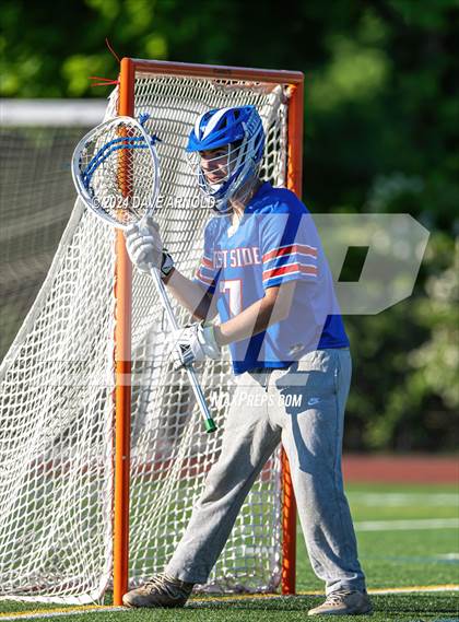 Thumbnail 2 in Reading Memorial (MIAA Division 2 Round of 32) photogallery.