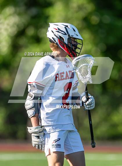 Thumbnail 2 in Reading Memorial (MIAA Division 2 Round of 32) photogallery.