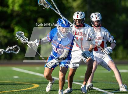Thumbnail 3 in Reading Memorial (MIAA Division 2 Round of 32) photogallery.