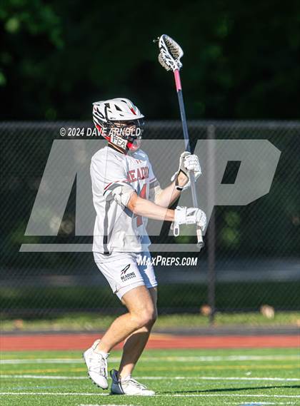 Thumbnail 3 in Reading Memorial (MIAA Division 2 Round of 32) photogallery.