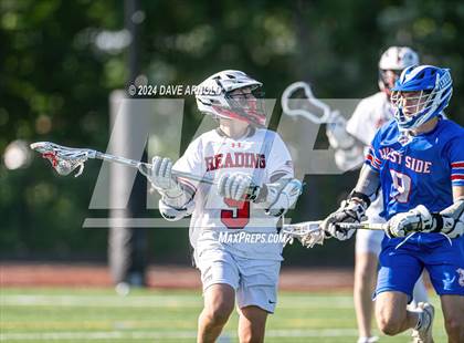 Thumbnail 2 in Reading Memorial (MIAA Division 2 Round of 32) photogallery.