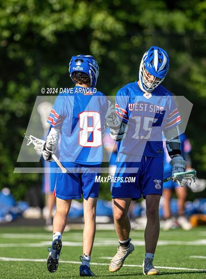 Thumbnail 1 in Reading Memorial (MIAA Division 2 Round of 32) photogallery.