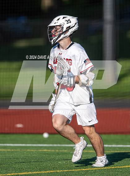 Thumbnail 2 in Reading Memorial (MIAA Division 2 Round of 32) photogallery.