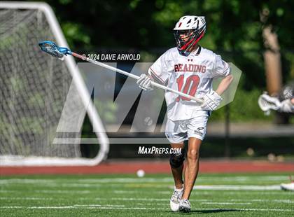 Thumbnail 3 in Reading Memorial (MIAA Division 2 Round of 32) photogallery.