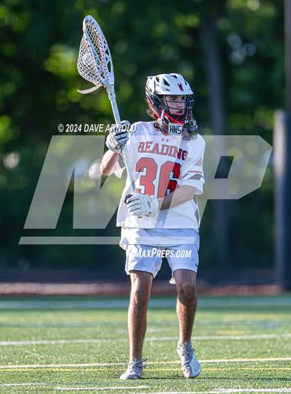 Thumbnail 1 in Reading Memorial (MIAA Division 2 Round of 32) photogallery.