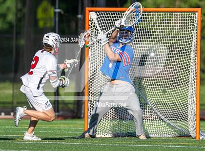 Thumbnail 2 in Reading Memorial (MIAA Division 2 Round of 32) photogallery.