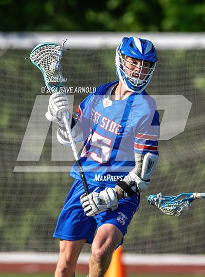 Thumbnail 1 in Reading Memorial (MIAA Division 2 Round of 32) photogallery.