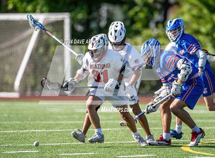 Thumbnail 3 in Reading Memorial (MIAA Division 2 Round of 32) photogallery.