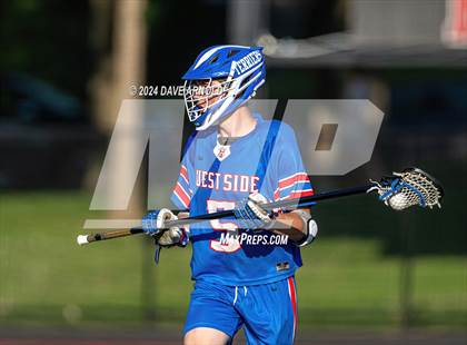 Thumbnail 2 in Reading Memorial (MIAA Division 2 Round of 32) photogallery.