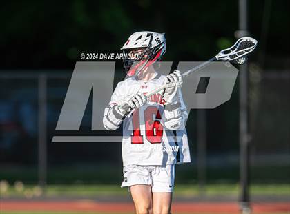 Thumbnail 2 in Reading Memorial (MIAA Division 2 Round of 32) photogallery.