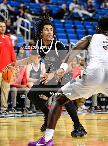 Thumbnail 2 in Harvard-Westlake vs. St. John Bosco photogallery.