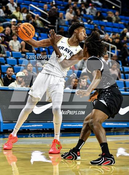 Thumbnail 1 in Harvard-Westlake vs. St. John Bosco photogallery.