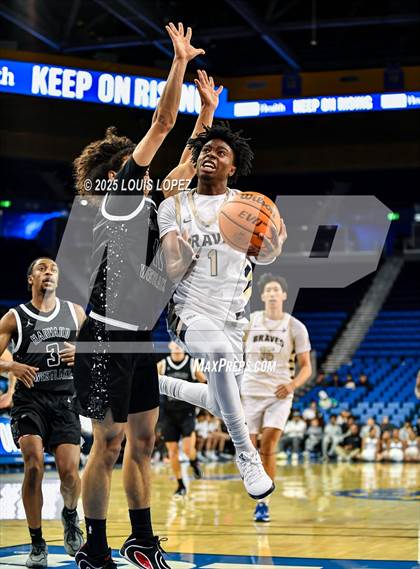 Thumbnail 2 in Harvard-Westlake vs. St. John Bosco photogallery.