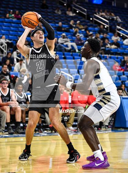 Thumbnail 3 in Harvard-Westlake vs. St. John Bosco photogallery.
