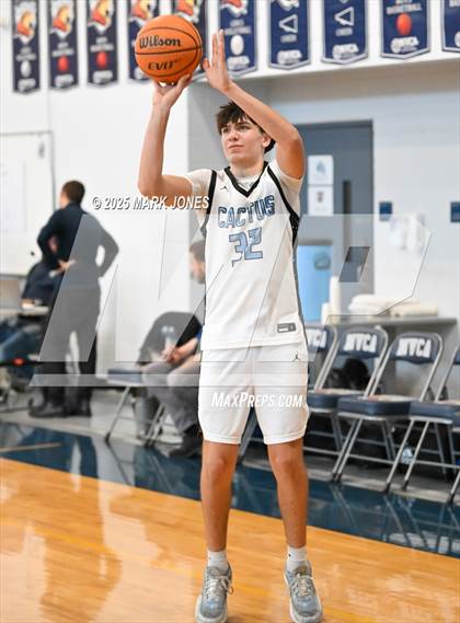 Thumbnail 2 in Cactus vs. El Capitan (Great Desert Shootout) photogallery.