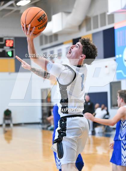 Thumbnail 1 in Cactus vs. El Capitan (Great Desert Shootout) photogallery.