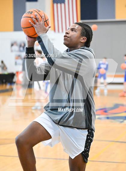 Thumbnail 1 in Cactus vs. El Capitan (Great Desert Shootout) photogallery.