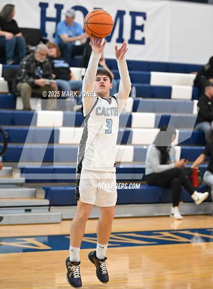 Thumbnail 2 in Cactus vs. El Capitan (Great Desert Shootout) photogallery.