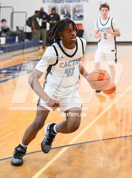 Thumbnail 3 in Cactus vs. El Capitan (Great Desert Shootout) photogallery.