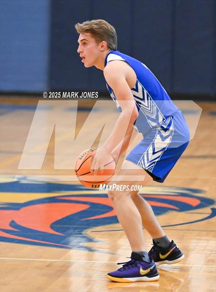 Thumbnail 2 in Cactus vs. El Capitan (Great Desert Shootout) photogallery.