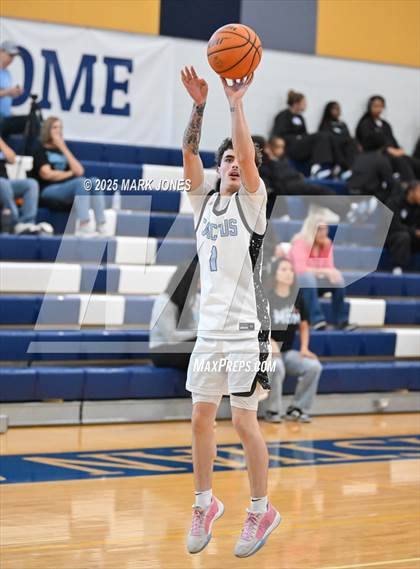 Thumbnail 1 in Cactus vs. El Capitan (Great Desert Shootout) photogallery.