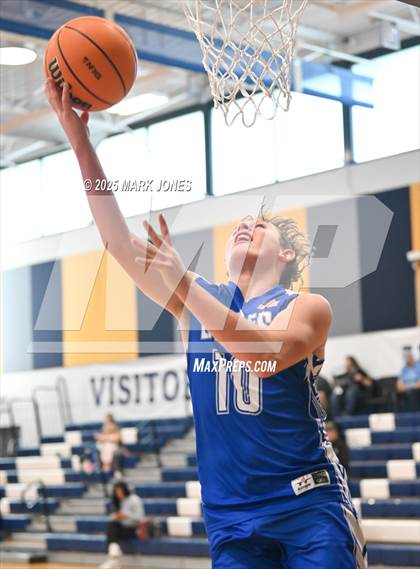 Thumbnail 3 in Cactus vs. El Capitan (Great Desert Shootout) photogallery.