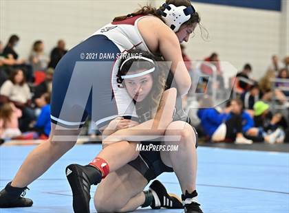 Thumbnail 1 in 25th Annual Women's Doc Hess Classic photogallery.