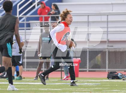 Thumbnail 3 in Castle Park vs Olympian (7 on 7) photogallery.