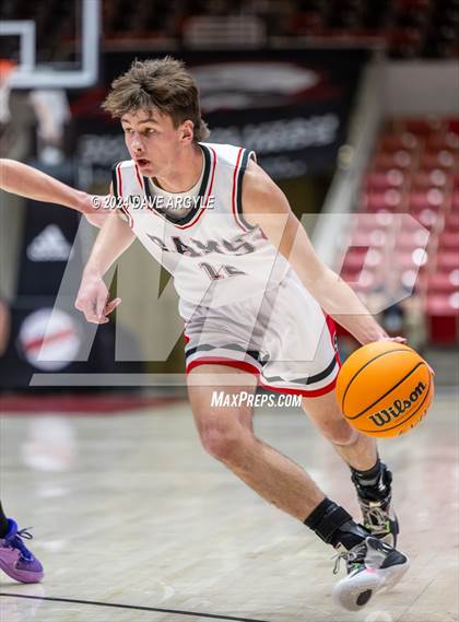 Thumbnail 3 in South Sevier vs. North Summit (UHSAA 2A Quarterfinal) photogallery.