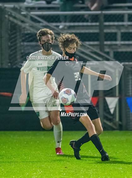 Thumbnail 1 in Weddington vs. New Hanover (1 of 2 - NCHSAA 3A Final - the Game) photogallery.