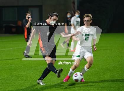 Thumbnail 1 in Weddington vs. New Hanover (1 of 2 - NCHSAA 3A Final - the Game) photogallery.