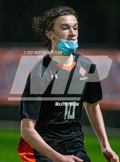 Thumbnail 3 in Weddington vs. New Hanover (1 of 2 - NCHSAA 3A Final - the Game) photogallery.