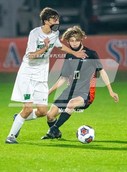 Thumbnail 1 in Weddington vs. New Hanover (1 of 2 - NCHSAA 3A Final - the Game) photogallery.
