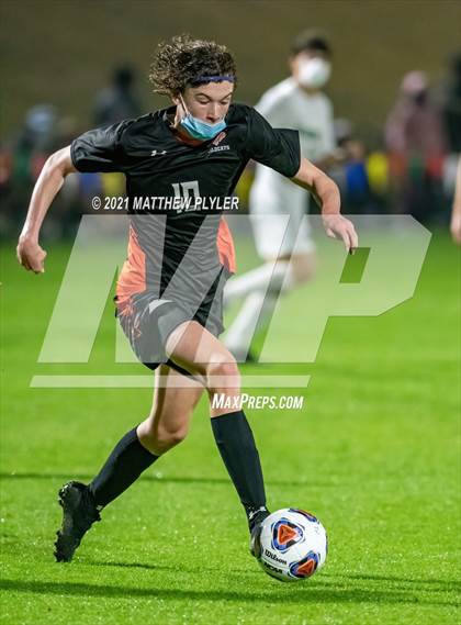 Thumbnail 3 in Weddington vs. New Hanover (1 of 2 - NCHSAA 3A Final - the Game) photogallery.