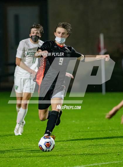 Thumbnail 2 in Weddington vs. New Hanover (1 of 2 - NCHSAA 3A Final - the Game) photogallery.