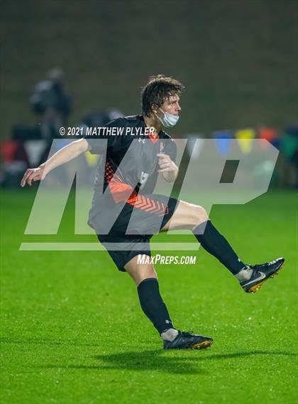 Thumbnail 2 in Weddington vs. New Hanover (1 of 2 - NCHSAA 3A Final - the Game) photogallery.