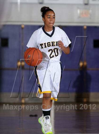 Thumbnail 3 in Sheldon vs. Inderkum (St. Hope Classic) photogallery.