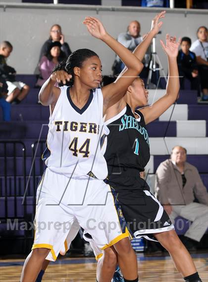Thumbnail 1 in Sheldon vs. Inderkum (St. Hope Classic) photogallery.