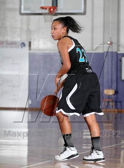 Thumbnail 3 in Sheldon vs. Inderkum (St. Hope Classic) photogallery.