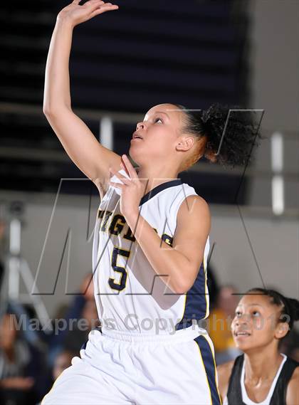 Thumbnail 2 in Sheldon vs. Inderkum (St. Hope Classic) photogallery.