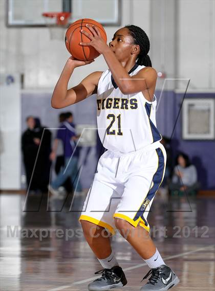 Thumbnail 3 in Sheldon vs. Inderkum (St. Hope Classic) photogallery.