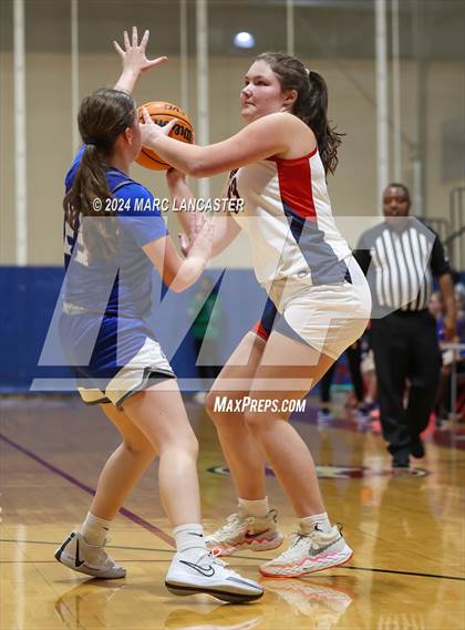 Thumbnail 1 in Charlotte Christian @ Providence Day photogallery.