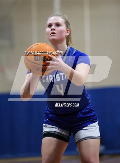 Thumbnail 3 in Charlotte Christian @ Providence Day photogallery.