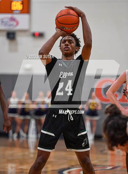 Thumbnail 2 in Lake Creek vs Ellison (UIL 5A Reg III Bi-District) photogallery.