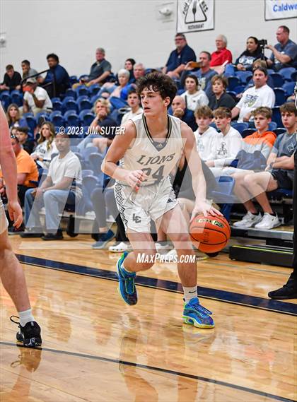 Thumbnail 1 in Lake Creek vs Ellison (UIL 5A Reg III Bi-District) photogallery.
