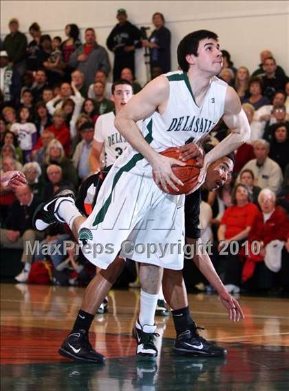 Thumbnail 3 in Washington @ De La Salle (CIF NCS D1 Playoffs) photogallery.